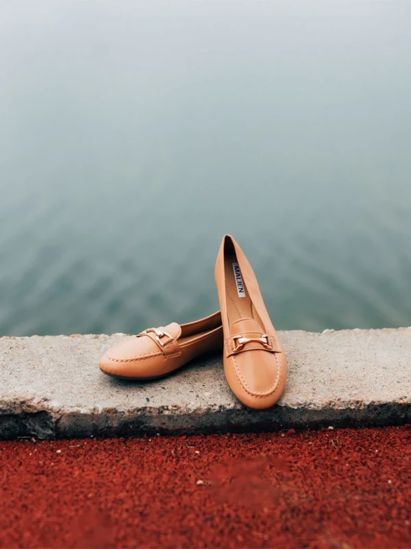 Hallam tevebarna női félcipő ökológiai bőrből