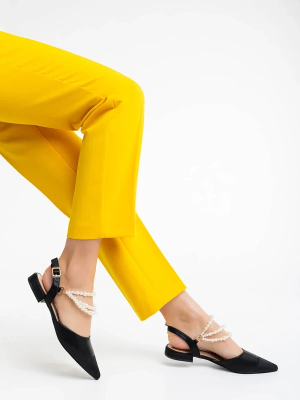 Darlina fekete női cipő ökológiai bőrből