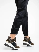 Tyrina zöld női sport cipő ökológiai bőrből