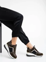 Tyrina zöld női sport cipő ökológiai bőrből