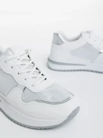 Raelin fehér női sport cipő textil anyagból és ökológiai bőrből