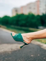 Shamyla zöld női klumpa ökológiai bőrből és textil anyagból