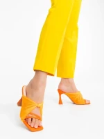 Shamyla narancssárga női klumpa ökológiai bőrből és textil anyagból