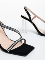 Shakia fekete női szandál textil anyagból