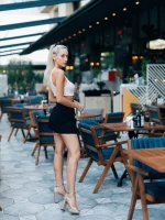 Tressa aranyszínű női szandál textil anyagból