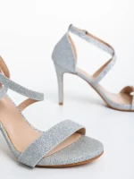 Oksana ezüstszínű  női szandál textil anyagból