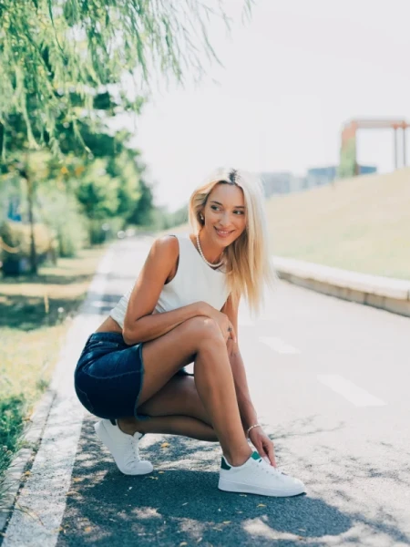 Rasine fehér és zöld női sportcipő ökológiai bőrből