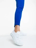 Romeesa fehér női sportcipő textil anyagból