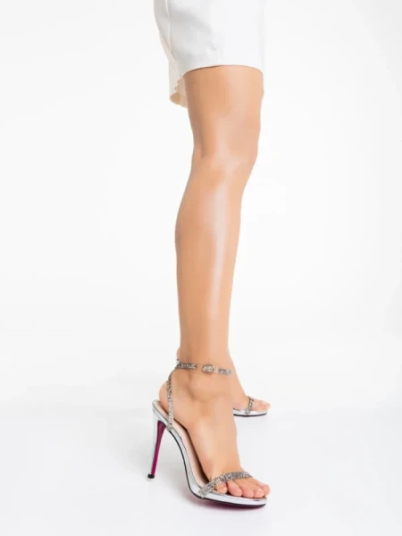 Lordina ezüstszínű női szandál ökológiai bőrből