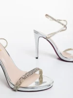 Lordina ezüstszínű női szandál ökológiai bőrből