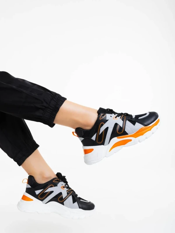 Gapo fekete női sportcipő textil anyagaból és ökológiai bőrből