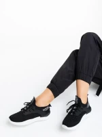 Louane fekete női sportcipő textil anyagból