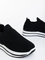Denisia fekete női sportcipő textil anyagból