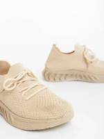 Kaylie bézs női sportcipő textil anyagból