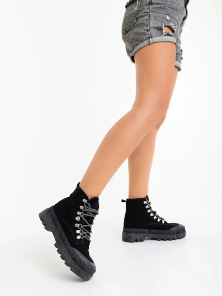 Jenima fekete női tornacipő textil anyagból