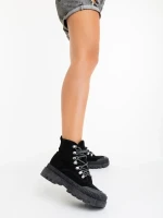 Jenima fekete női tornacipő textil anyagból