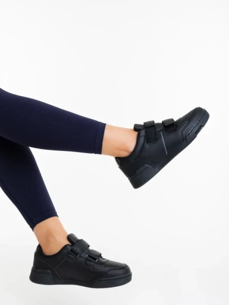 Evire fekete női sportcipő ökológiai bőrből