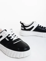 Sabetta fekete női sportcipő ökológiai bőrből