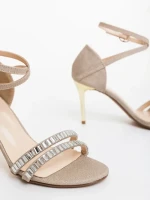 Galina aranyszinű női szandál textil anygaból