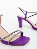 Delenia lila női magassarkú szandál textil anygaból