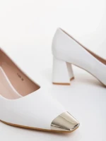 Carimar fehér női magassarkú cipő ökológiai bőrből