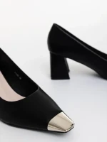 Carimar fekete női magassarkú cipő ökológiai bőrből