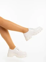 Honami bézs női félcipő lakkozott ökológiai bőrből