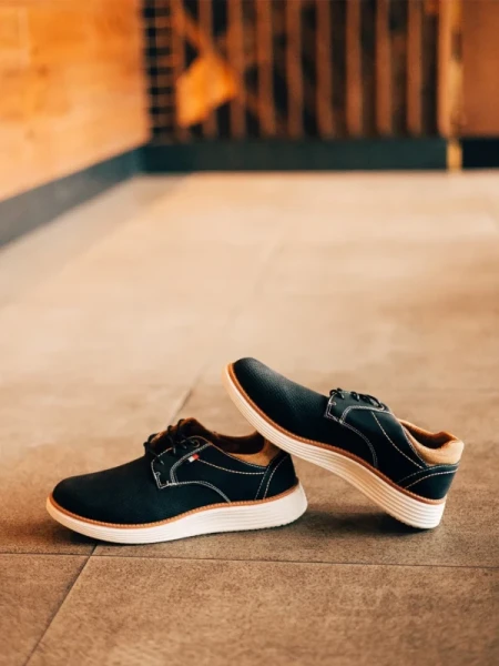 Alonso fekete férfi sportcipő ökológiai bőrből