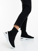 Verlana fekete női sportcipő textil anyagból