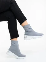 Verlana szürke női sportcipő textil anyagból