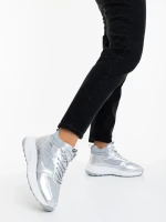 Varava aranyszinű női sportcipő textil anyagból és szintetikus anyagból