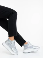 Varava aranyszinű női sportcipő textil anyagból és szintetikus anyagból