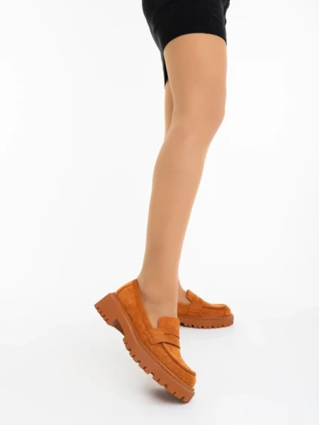 Nobara tevebarna női félcipő textil anyagból