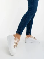 Amazera pezsgőszinű női sportcipő ökológiai bőrből