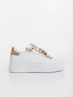 Amazera pezsgőszinű női sportcipő ökológiai bőrből