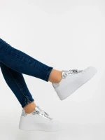 Amazera ezüstszinű női sportcipő ökológiai bőrből