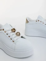 Lovely fehér és aranyszinű női sportcipő ökológiai bőrből