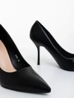 Rodinia fekete női magassarkú cipő ökológiai bőrből