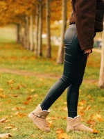 Diera bézs női csizma textil anyagból