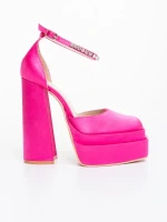 Arcania fukszia női magassarkú cipő textil anyagból