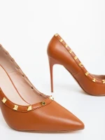 Denzia tevebarna női magassarkú cipő ökológiai bőrből