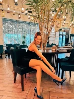 Lusera kék női magassarkú cipő lakkozott ökológiai bőrből