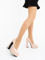 Dazani bézs női magassarkú cipő lakkozott ökológiai bőrből