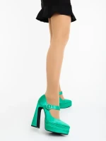 Regena zöld női magassarkú cipő textil anyagból