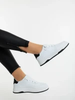 Klarisa fehér és fekete női sportcipő ökológiai bőrből