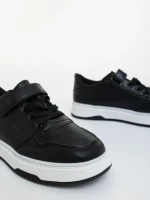 Klarisa fekete fehér női sportcipő ökológiai bőrből