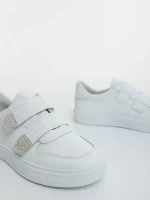 Mikana fehér női sportcipő ökológiai bőrből