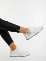 Serenza fehér női sportcipő ökológiai bőrből