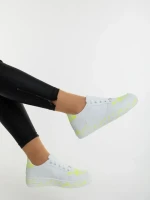 Safara fehér és neon zöld női sportcipő ökológiai bőrből