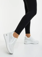 Lovara fehér női sportcipő textil anyagból